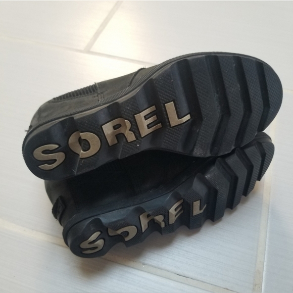 Sorel  Joan Of Arctic Wedge II Chelsea Black Boots 7 - Picture 5 of 11